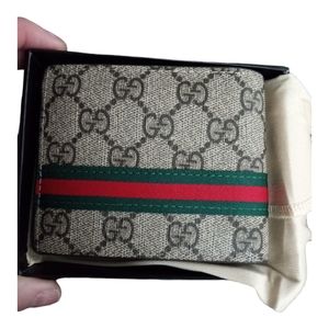 Men's designer Gucci wallet